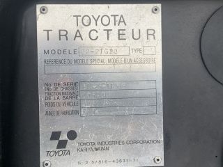 targonca INDUSTRIAL TOWING TRACTOR TOYOTA