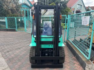 targonca -FORKLIFT TRUCK 4-WHEEL MITSUBISHI