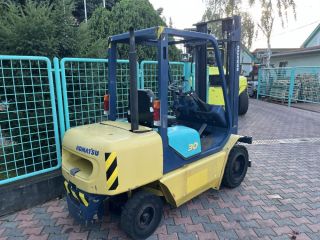 targonca -TARGONCA 4TÁMASZÚ HOMLOKVILLÁS  KOMATSU