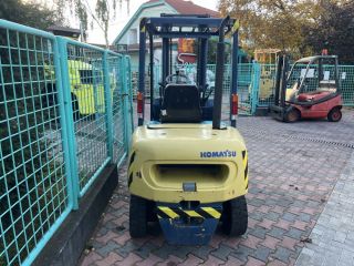 targonca -TARGONCA 4TÁMASZÚ HOMLOKVILLÁS  KOMATSU