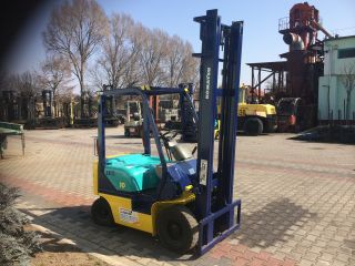 targonca -TARGONCA 4TÁMASZÚ HOMLOKVILLÁS  KOMATSU