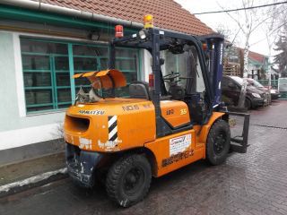 targonca -TARGONCA 4TÁMASZÚ HOMLOKVILLÁS  KOMATSU