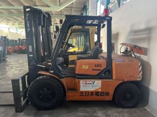 targonca -TARGONCA 4TÁMASZÚ HOMLOKVILLÁS  KOMATSU