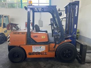 targonca -FORKLIFT TRUCK 4-WHEEL KOMATSU