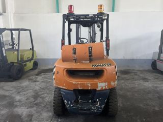 targonca -FORKLIFT TRUCK 4-WHEEL KOMATSU