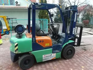 targonca -TARGONCA 4TÁMASZÚ HOMLOKVILLÁS  KOMATSU