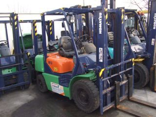 targonca -TARGONCA 4TÁMASZÚ HOMLOKVILLÁS  KOMATSU