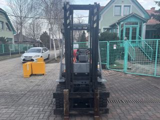 targonca -TARGONCA 4TÁMASZÚ HOMLOKVILLÁS  TOYOTA