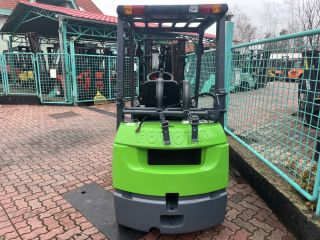 targonca -TARGONCA 4TÁMASZÚ HOMLOKVILLÁS  TOYOTA