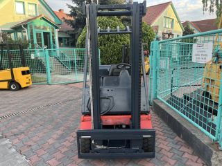 targonca -FORKLIFT TRUCK 4-WHEEL LINDE