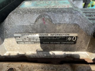 targonca -TARGONCA 4TÁMASZÚ HOMLOKVILLÁS  TOYOTA