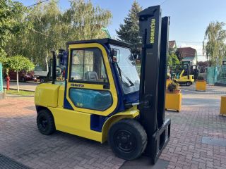 targonca -TARGONCA 4TÁMASZÚ HOMLOKVILLÁS  KOMATSU